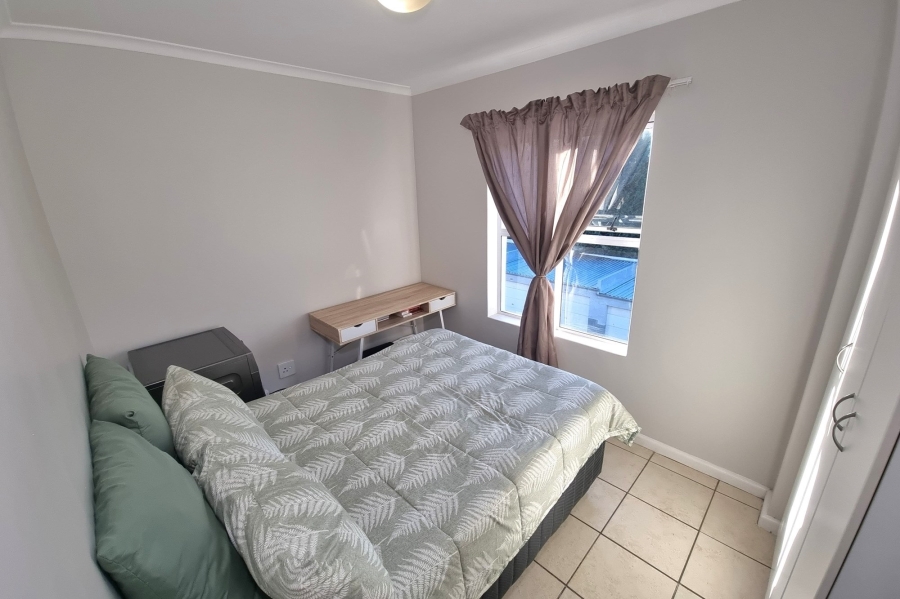 To Let 2 Bedroom Property for Rent in Vredekloof East Western Cape